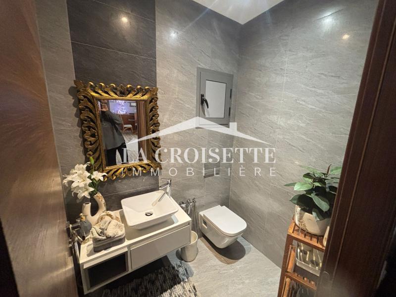 Appartement S+3 avec jardin et piscine à La Soukra